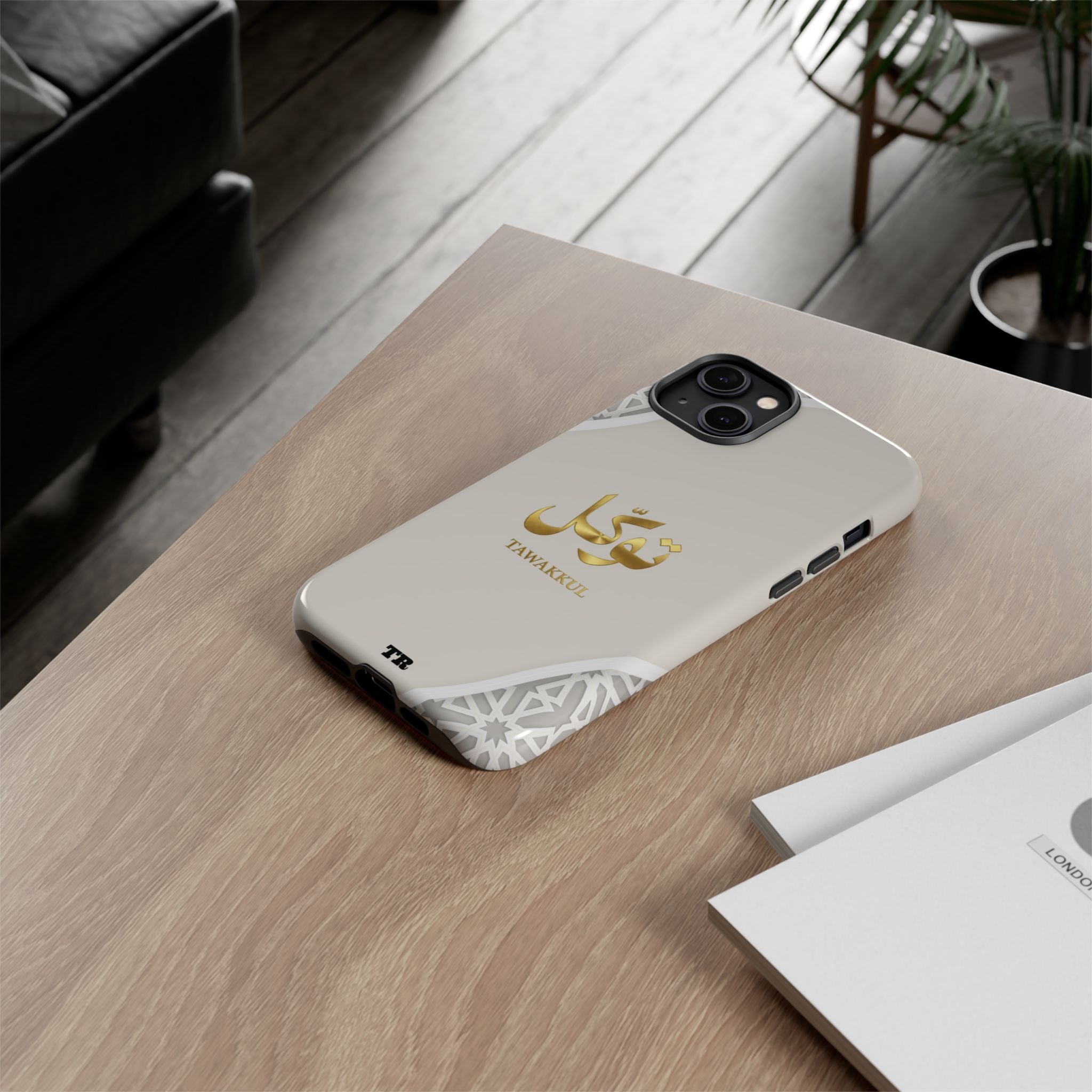Tawakkul Premium Case — Elegant Arabic Calligraphy Protective Case